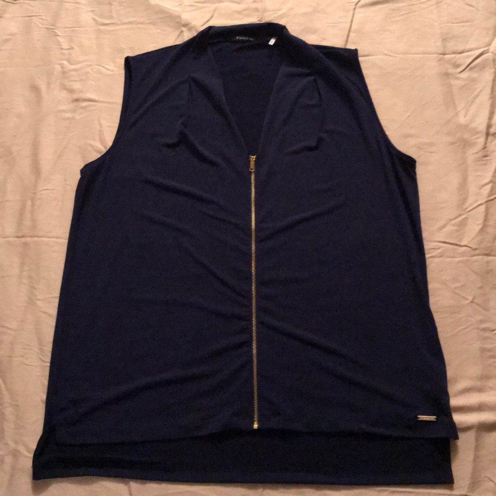 Tahari Sleeveless Top